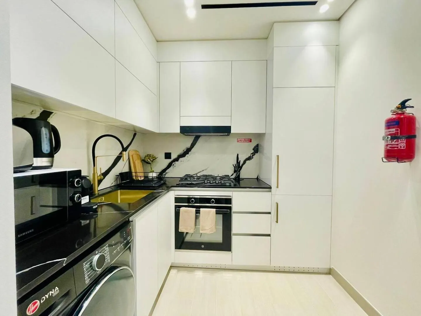 Apartment Modern Studio Business Bay Burj Khalifa View Dubai United Arab Emirates