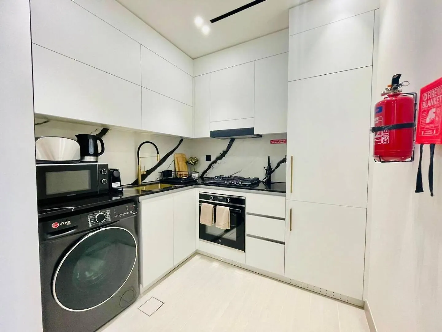 Modern Studio Business Bay Burj Khalifa View Dubai United Arab Emirates