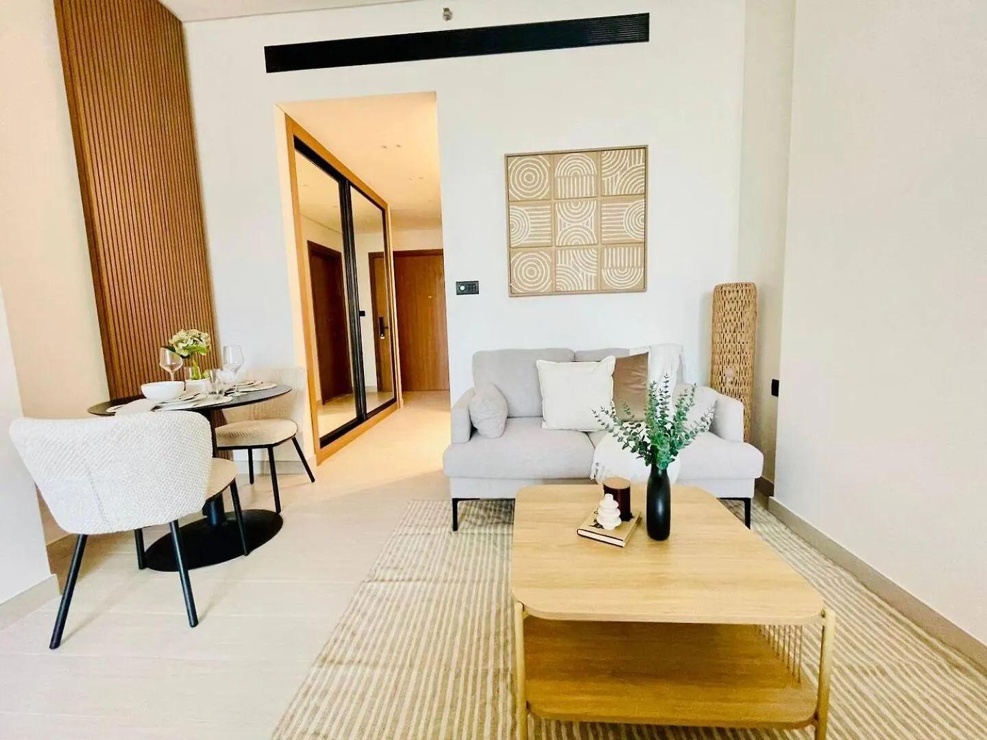Modern Studio Business Bay Burj Khalifa View Dubai Appartement